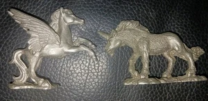 LOTTO FIGURINE VINTAGE SPOONTIQUES PEGASUS UNICORNO PELTRO - Foto 1 di 4