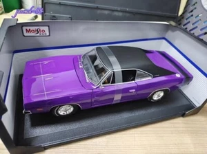 Dodge 1969 Charger R/T Alloy Car Model 1:18 - Picture 1 of 5