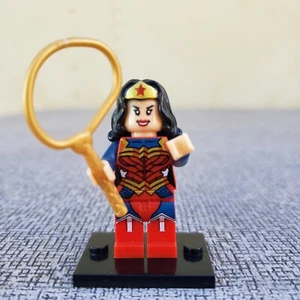 DC LEGO® Super Heroes Wonder Woman Exclusive Minifigure + Lasso 76026 sh392 - Picture 1 of 10