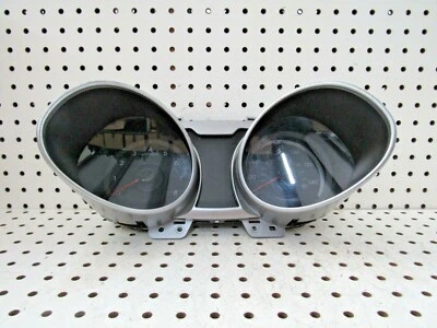 2012 2013 2014 Hyundai Veloster Speedometer Unit 940012V331RDR  - Imagem 1 de 4