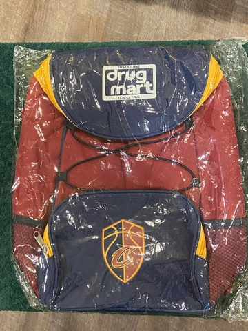 Cleveland Cavaliers Cavs Backpack Wine Blue Gold Brand New 12"x14" Cover