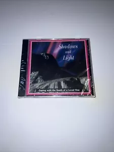SCHATTEN UND LICHT - (CD) - Bild 1 von 3