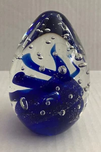 Large Glass Egg-Shaped Heavy Paperweight 4.5 X 3.25 Clear w Blue Swirls Bubbles - Picture 1 of 6