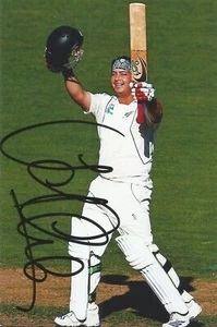 NEUSEELAND CRICKET: JESSE RYDER SIGNIERT 6x4 TEST ACTION FOTO + COA - Bild 1 von 1
