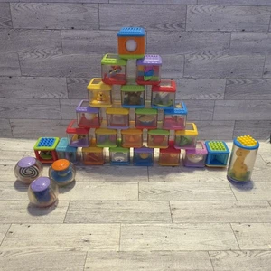 Set of 27 Fisher Price Peek a Boo Building Blocks Sensory Cubes lot Vintage - Picture 1 of 10