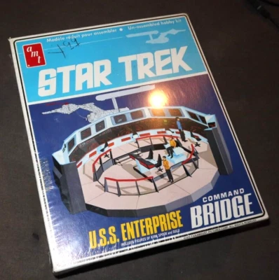 SEALED! 1975 Star Trek USS Enterprise Command Bridge AMT Plastic Model Kit - Image 1 of 4