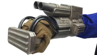 Fallout Ballistic Fist 1:1 Scale Model Kit Prop Cosplay - Image 1 of 3