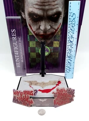 Figura de acción Hot Toys QS010 Batman escala 1/4 Joker Ledger base soporte diorama  Foto 1 de 4