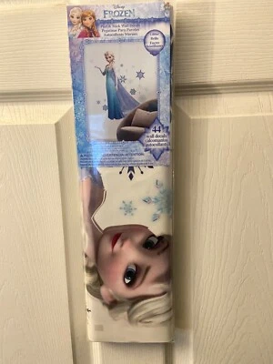 Calcomanías de pared Frozen Elsa pelar y pegar *NUEVO* nn1 Foto 1 de 4