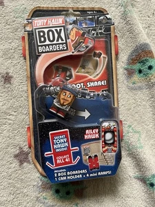 Tony Hawks Box Boarders Riley Hawk & Mystery Skater Kids Action Figure Set - Picture 1 of 1