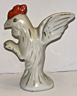 RARA Estatuilla de Gallo de Lucha De Colección Volando Ocupado Japón 3.5" MCM Retro Kitschy Foto 1 de 4