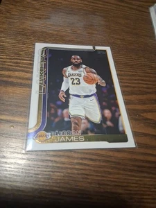 Baloncesto Topps 2025-26 - #150 LeBron James - Imagen 1 de 2