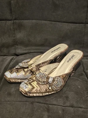 John Fashion Women's Heel Sandals Bedazzled Rhinestone With Toe Bow 9M - Image 1 of 4