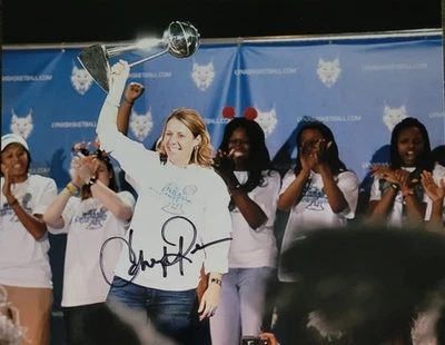 Cheryl Reeve Minnesota Lynx/ Detroit Shock / Team USA Signed 8 x 10 Photo - Image 1 of 2