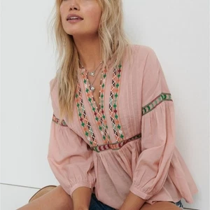 NWT Lucky Brand Embroidered Peasant Top M - Picture 1 of 16