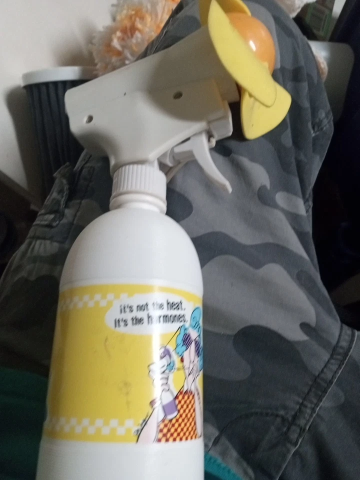 Botella Mister con ventilador en la parte superior Foto 1 de 1