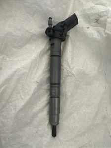 INIETTORE AUDI VW 3.0 TDI 059130277FD - Foto 1 di 5