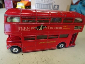 DINKY MECCANO ROUTEMASTER BUS"tern shirts" - Picture 1 of 4