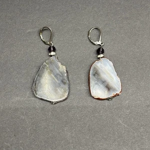 Purple Geode Crystal Dangling Earrings Silver Tone Lever Back Closure   - Picture 1 of 4