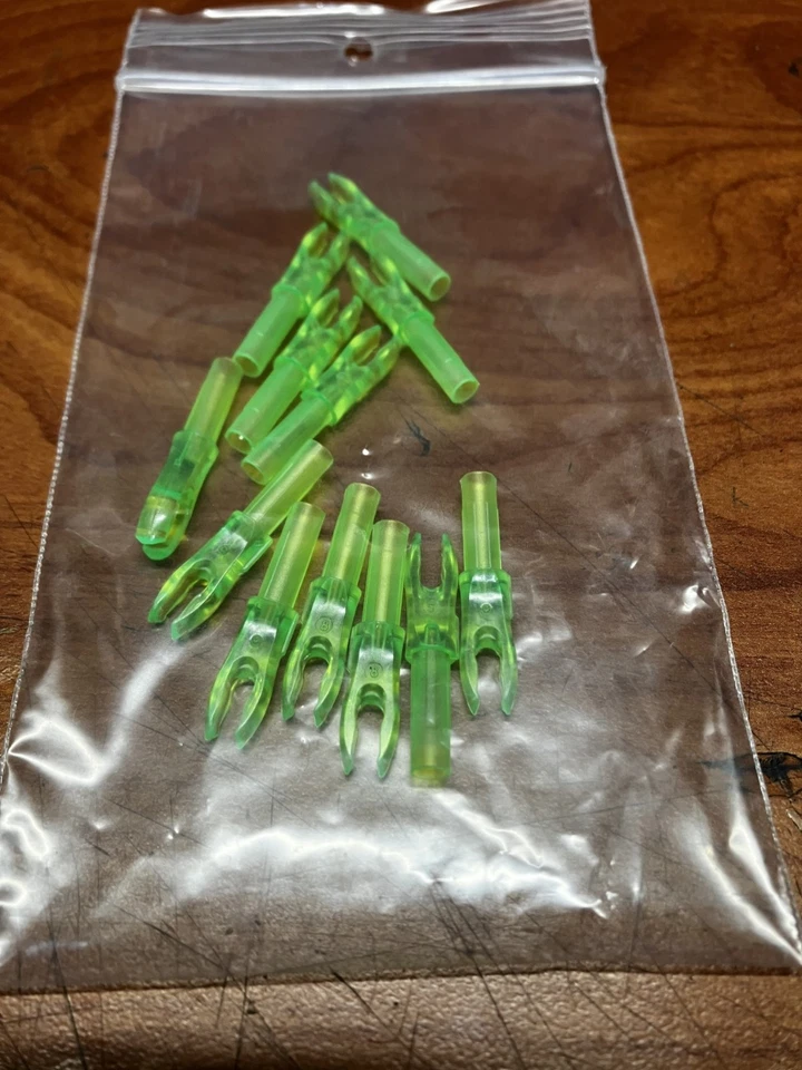 Paquete de 12 levas Bohning Nock Kiwi 4MM F o G Nock Foto 1 de 1