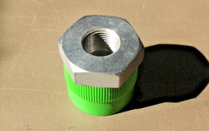 CAJON SWAGELOK 316 S.S. HEX REDUCING BUSHING 1" MPT TO 3/8" FPT - Picture 1 of 2