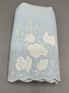 Luxury Vintage Linen Blue Napkins Floral Embroidered Set Of 7 Kitchen Placemats - Picture 1 of 10
