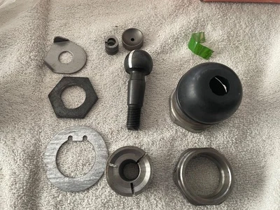 Morris Marina mk1 new old stock upper linkage ball pin kit 1 side QSK202 3H6 - Image 1 of 4