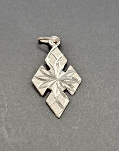 Ausgefallener Sterling 925 Silber doppelseitig geätztes Muster Kreuz Anhänger Charm - Bild 1 von 4