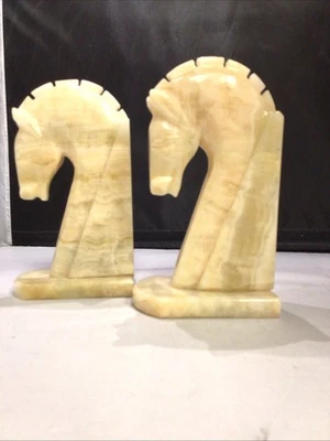 Vintage Marbled Onyx Trojan Horse Head Pair Hand Carved Bookends Ivory/Tan 7.5” - Image 1 of 4