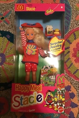 Happy Meal Stacie 1993, hermana de Barbie, incluye una sorpresa de joyería, sin usar, en caja Foto 1 de 4