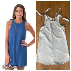 ALL ABOUT EVE SUMMER DRESS S 8 DENIM CHAMBRAY BLUE BEACH CASUAL TRAVEL CUT OUT - Picture 1 of 10