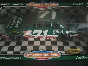 Ertl 1/18 Dave Marcis #71 Chevy Olive Garden Lumina-IOB - Picture 1 of 7