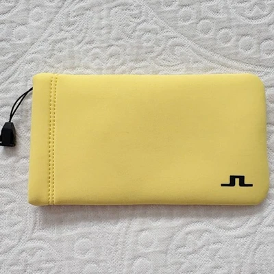 Bolsa para gafas de sol de neopreno amarillo J.Lindeberg Foto 1 de 3
