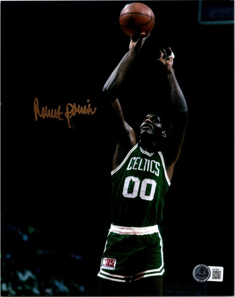ROBERT PARISH SIGNED 8X10 PHOTO BECKETT BAS COA CHIEF BOSTON CELTICS HOF 5 - Image 1 of 1