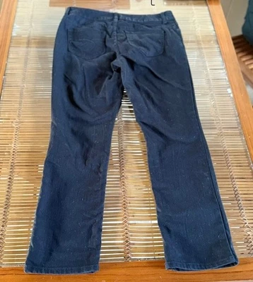 Calça jeans Chico's Platinum feminina tamanho 1 (EUA8) preta casual desgaste perna reta - Imagem 1 de 4