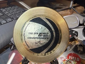 Wham-o Frisbee 1976 Rose Bowl 4" Mini Trophy rare disc storage wear - Bild 1 von 8