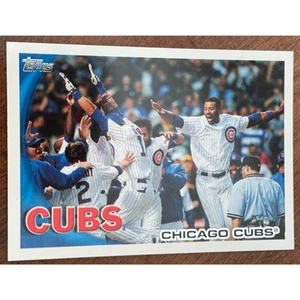 Topps Serie 2 2010 - #585 Chicago Cubs - Imagen 1 de 2