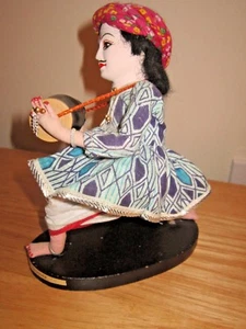 VINTAGE India bambola indiana arte popolare panno villaggio batterista testa porcellana perfetta! - Foto 1 di 10