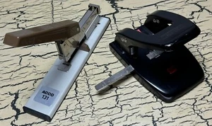 Vintage Acco Modell 131 großer strapazierfähiger Hefter & Punchodex P-200 Locher Posten - Bild 1 von 10