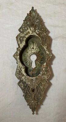 большой старинный декоративный 1800-х чугунный ключ escutcheon двери фурнитура табличка держатель - Изображение 1 из 4