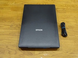 Epson Perfection V39 Flachbettscanner 4800 dpi A4 KP 125€ - Bild 1 von 5