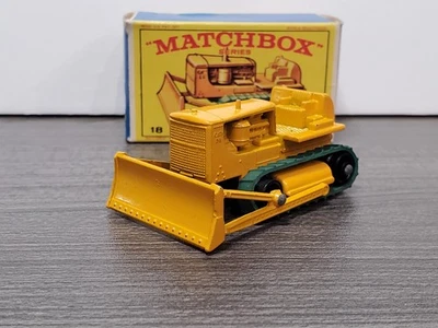 Rare 1960's Matchbox Caterpillar Bulldozer #18 1:64 Diecast Lesney NIB - Image 1 of 4