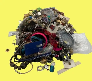 7.78 lbs Bulk Jewelry Bag for Craft, Wear or Repair - Picture 1 of 12