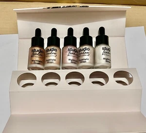 Superdrug Studio London Shimmer Highlighter Drops Beauty Box - Picture 1 of 3