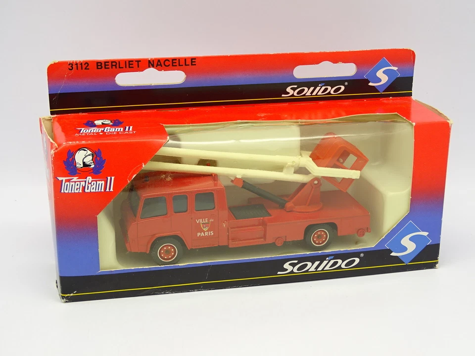 Solido Pompieri 1/50 - Berliet Nacelle 3112 - Immagine 1 di 1