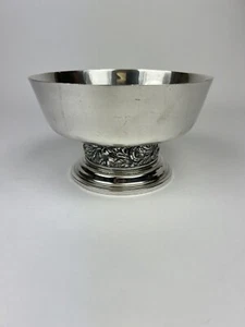 Fabulous Manchester Sterling Silver Hand Chased Floral Pedestal Bowl / Compote - Picture 1 of 4