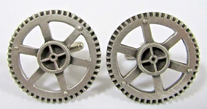 Large Steampunk Grey Metal Gear Cufflinks - Picture 1 of 4