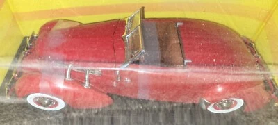 Cord 1937 - 812 Convertible ERTL Collectible American Muscle - Image 1 of 4
