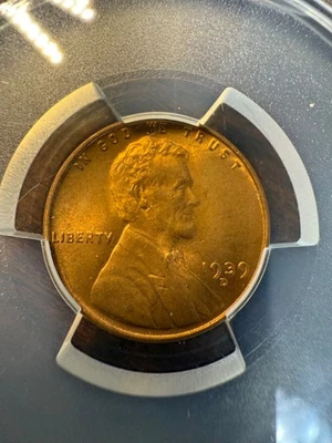 1939 D__MS 65 Lincoln Cent__RD, PCGS, UNC - Imagem 1 de 4