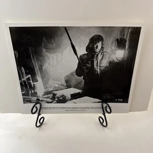1982 Press Photo John Carpenters  “The Thing" Original 8x10- Kurt Russell - Picture 1 of 8